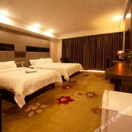 Beijing Ruyi Business Hotel Exterior photo